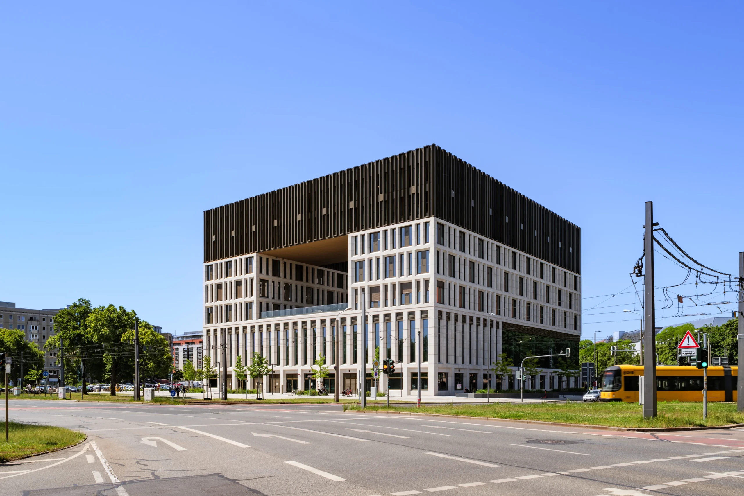 TCHOBAN VOSS Architekten Unveils Stadtforum Dresden Administrative Building