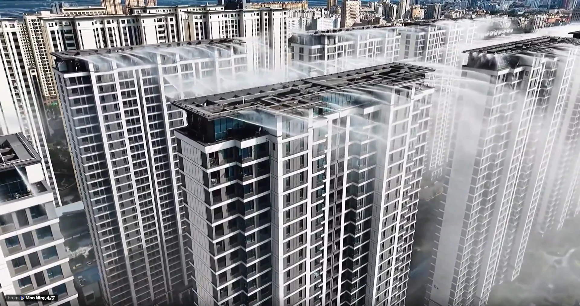 China's Outdoor AC Cools Residential Buildings to Fight Heatwaves