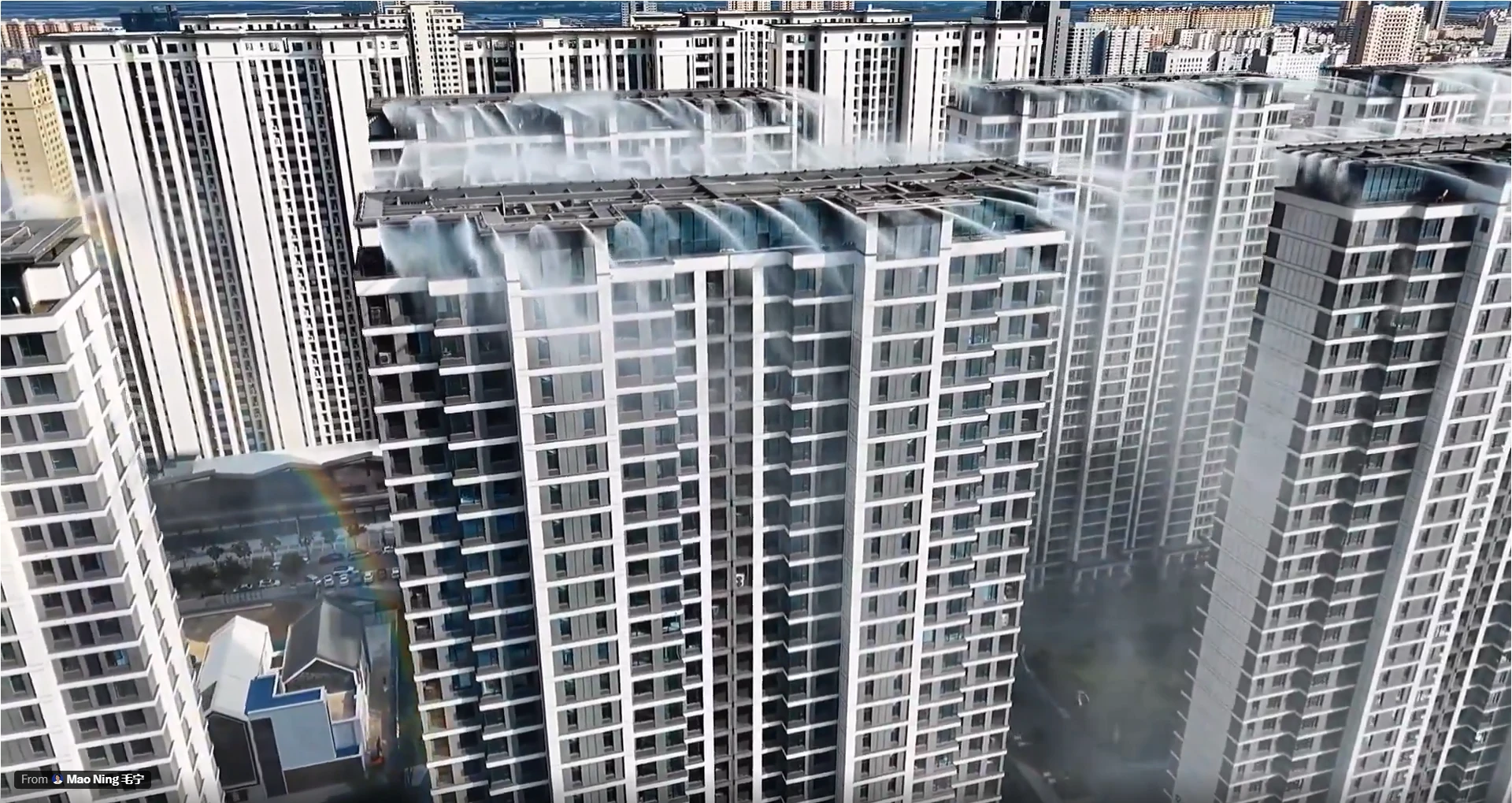 China's Outdoor AC Cools Residential Buildings to Fight Heatwaves
