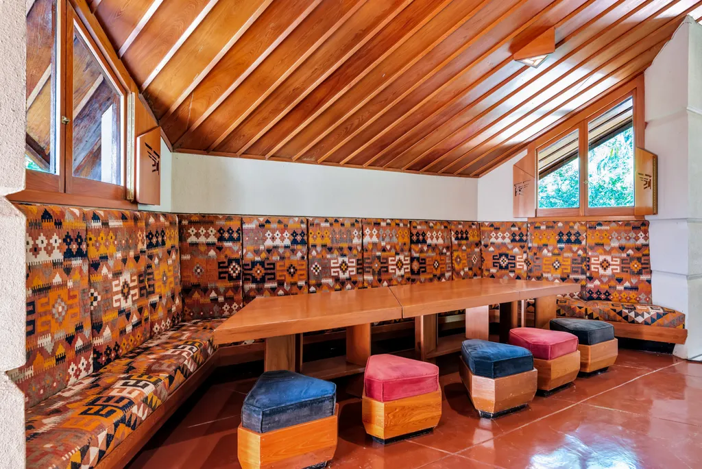Frank Lloyd Wright’s Fountainhead