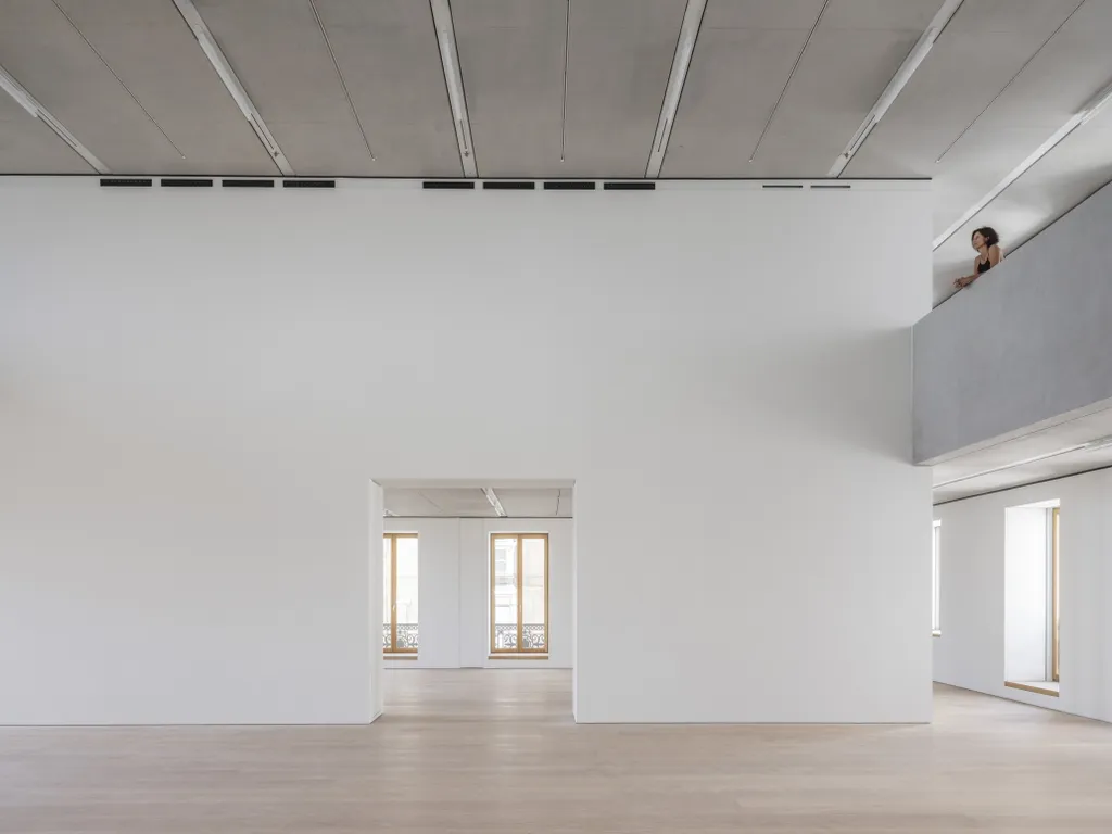 David Chipperfield Architects Reopen the Historic Pereda Building as Faro Santander