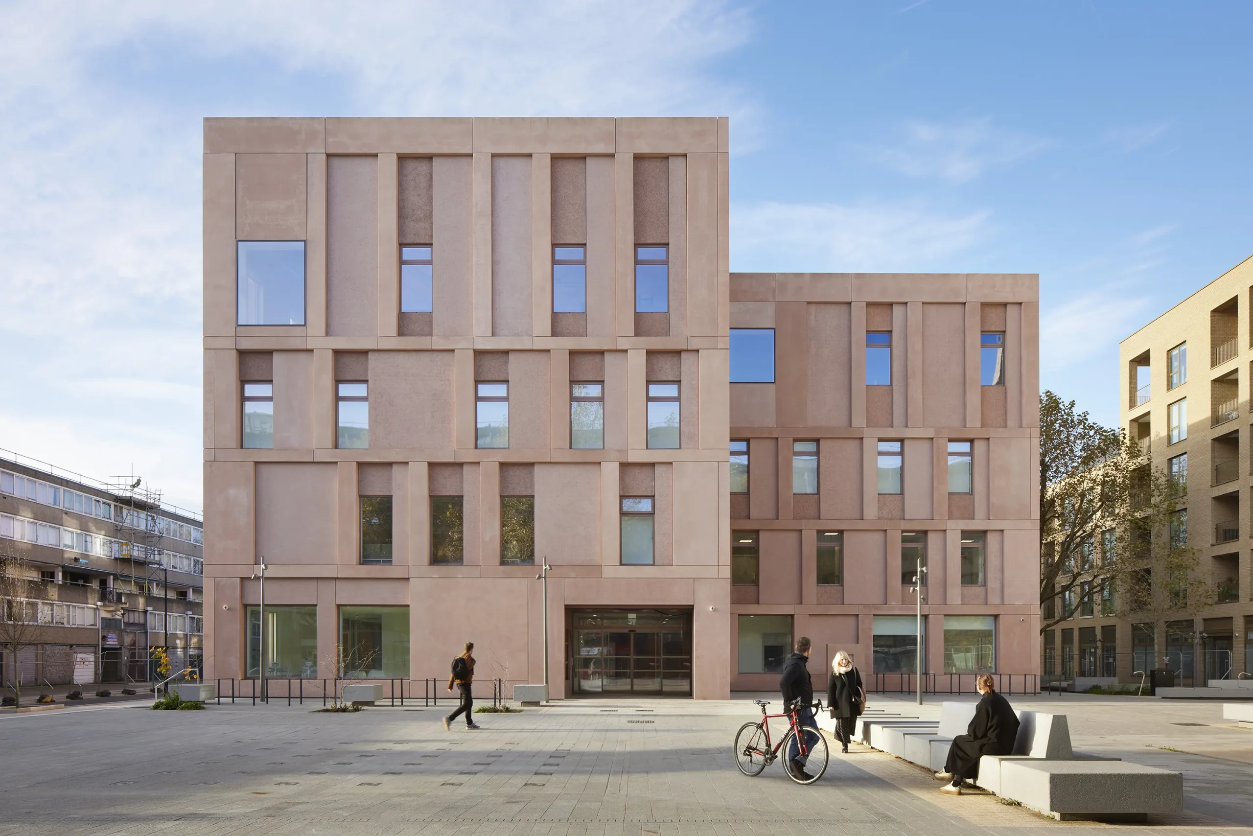 RIBA Unveils 32 National Award Winners Across the UK