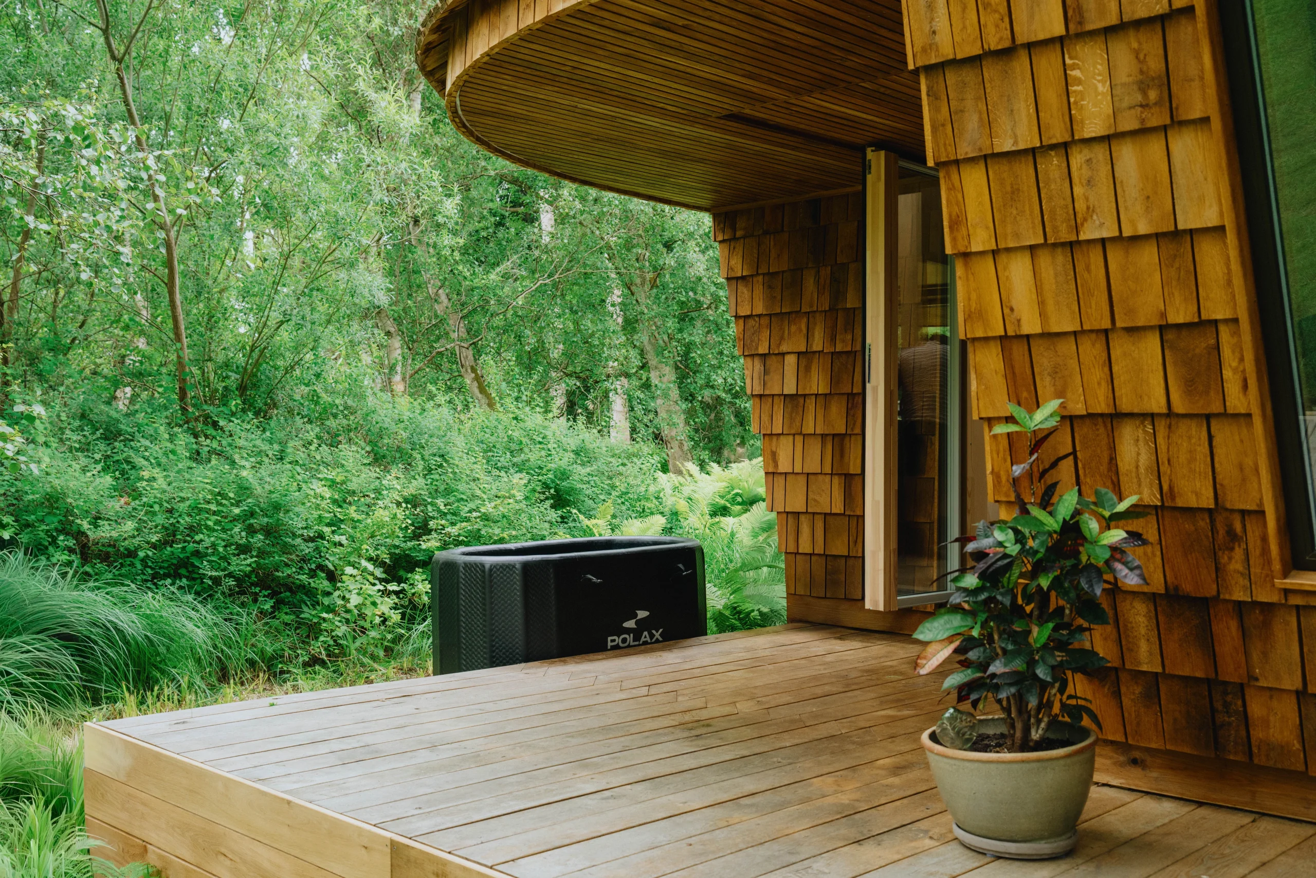 EcoNeo by SAGA Space Architects Brings Space-Habitat Design to Earth