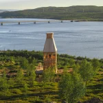 Kola Bay Lighthouse Viewpoint Brings a Timber Landmark to Murmansk's Waterfront
