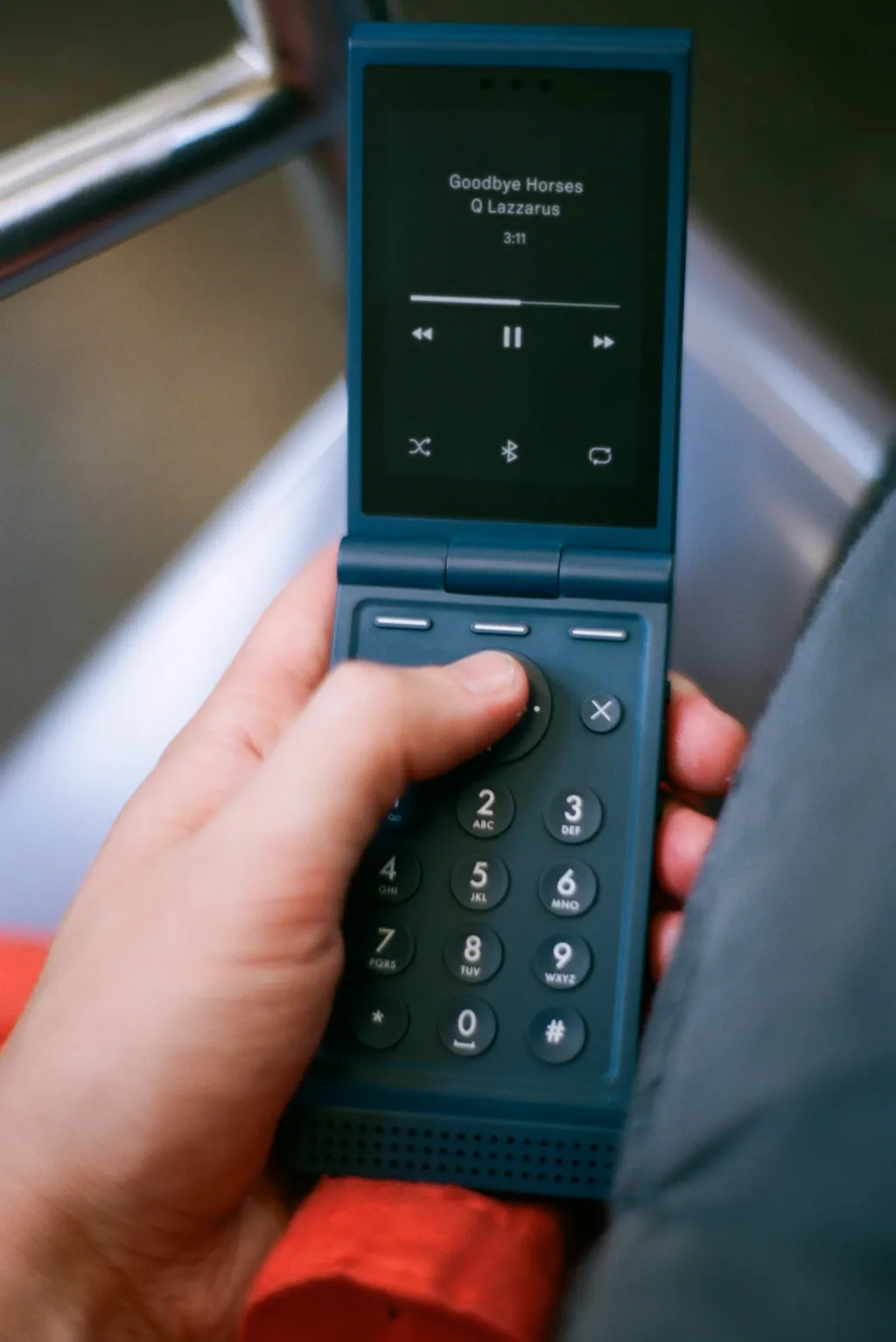 Light Phone Flip