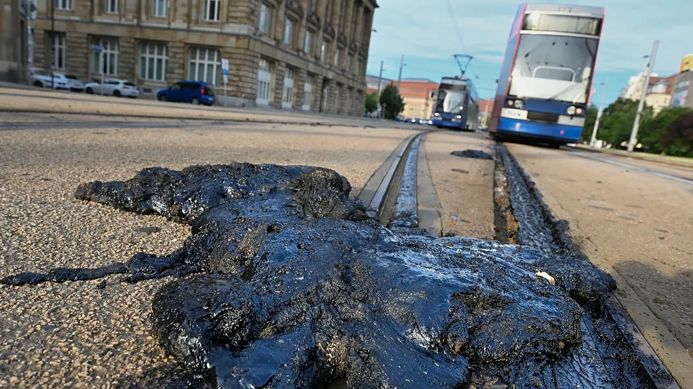Europe Under Heat: The 2026 Heatwaves are a Stress Test for the Built Environment