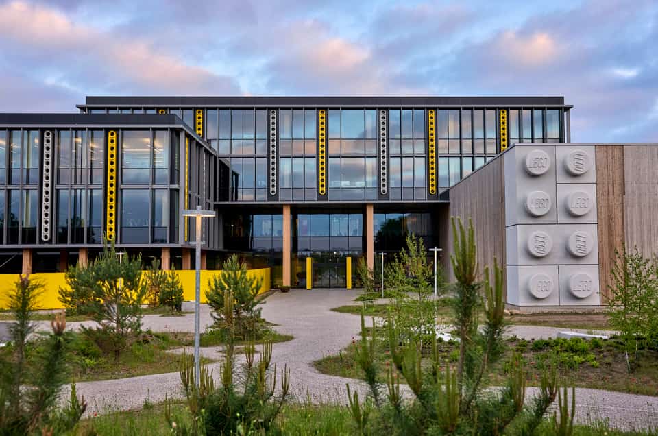 LEGO Unveils Kornmarken Campus: A Manufacturing Innovation Hub Shaping the Future of Play