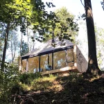 10 Beautiful Off-Grid Homes Designed for Modern Life