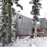 10 Beautiful Off-Grid Homes Designed for Modern Life